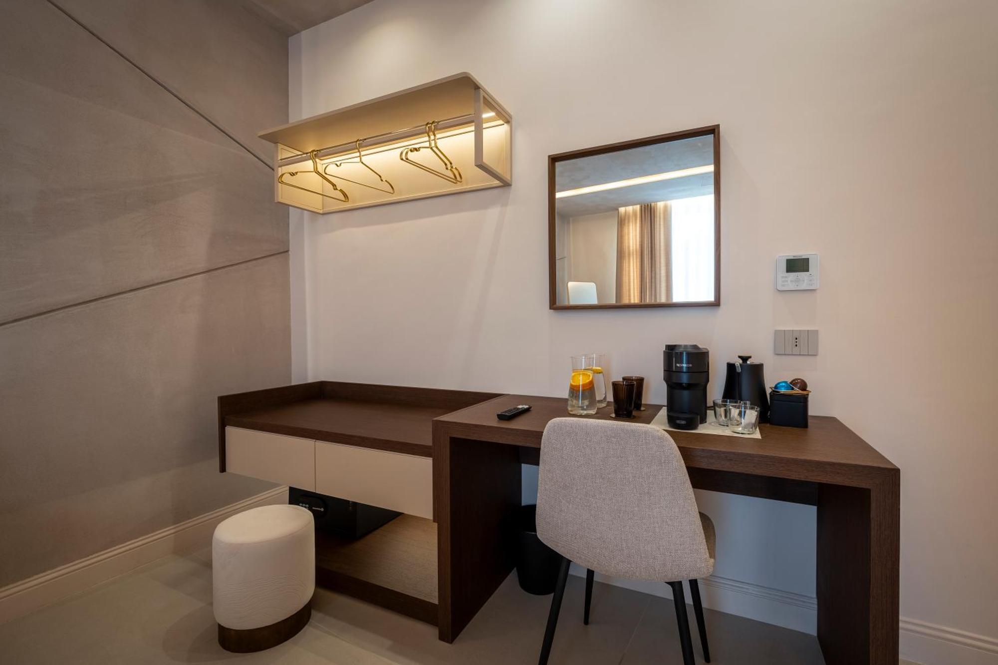 Halo Suite Naples Exterior photo